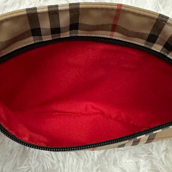 💎✨BEAUTIFUL✨💎BRAND NEW Burberry Bumbag - Picture 3 of 9